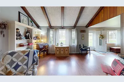 225 Fairway Ln, Penn Township, PA 16002 - Photo 9