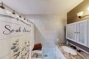 225 Fairway Ln, Penn Township, PA 16002 - Photo 27