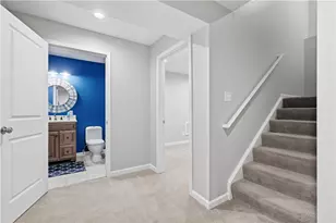 2704 Pittsburgh, Pittsburgh, PA 15143 - Photo 33