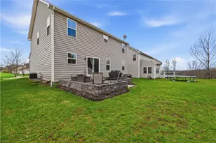 2704 Pittsburgh, Pittsburgh, PA 15143 - Photo 41