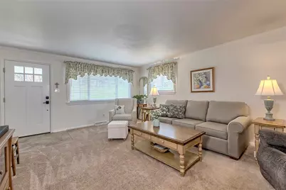 469 Hillcrest Drive, Unity Township, PA 15650 - Photo 7