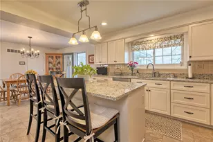 469 Hillcrest Dr, Unity Township, PA 15650 - Photo 11