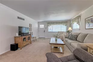 469 Hillcrest Dr, Unity Township, PA 15650 - Photo 5