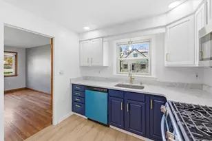 1167 Lapish Rd, Pittsburgh, PA 15212 - Photo 9