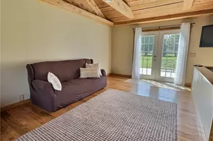 426 Houston Ave, Harrisville Boro, PA 16038 - Photo 3