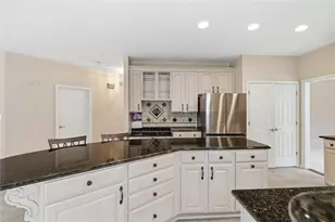 229 Union Ave, Oakdale, PA 15071 - Photo 11