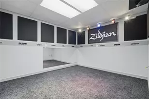 229 Union Ave, Oakdale, PA 15071 - Photo 35