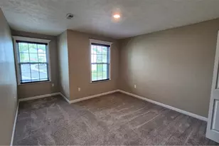 605 Alessia Ct, Moon/Crescent Twp, PA 15108 - Photo 21