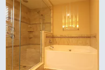 605 Alessia Ct, Moon/Crescent Twp, PA 15108 - Photo 7