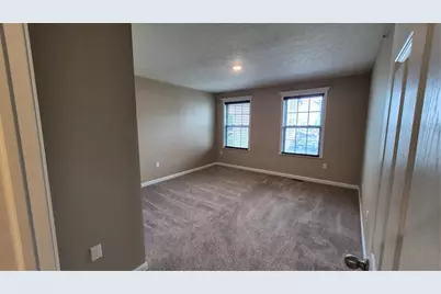 605 Alessia Ct, Moon/Crescent Twp, PA 15108 - Photo 23