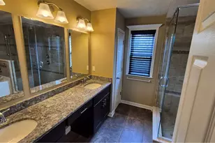 605 Alessia Ct, Moon/Crescent Twp, PA 15108 - Photo 17