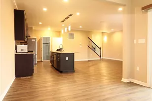 605 Alessia Ct, Moon/Crescent Twp, PA 15108 - Photo 3