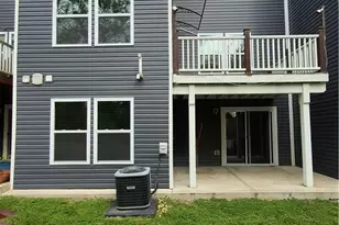 605 Alessia Ct, Moon/Crescent Twp, PA 15108 - Photo 3