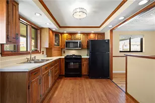 1144 Cascade Dr, West Homestead, PA 15120 - Photo 9