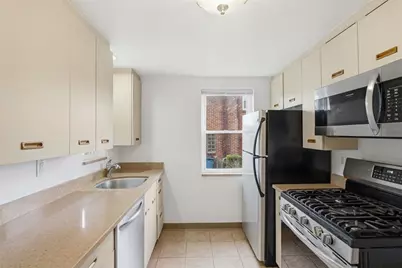 948 Rita Dr, Wilkins Township, PA 15221 - Photo 13