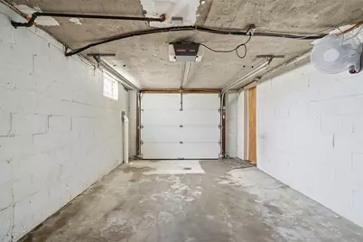 948 Rita Dr, Wilkins Township, PA 15221 - Photo 37