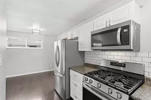 102 Dunbar Dr, Wilkins Township, PA 15235 - Photo 11