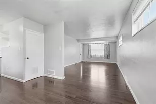 102 Dunbar Dr, Wilkins Township, PA 15235 - Photo 7