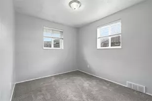 102 Dunbar Dr, Wilkins Township, PA 15235 - Photo 21