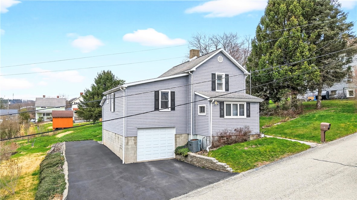 32 Tulip St, Adamsburg, PA 15611 - MLS 1746821 - Coldwell Banker