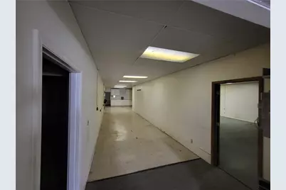 2013 Noble Street, Pittsburgh, PA 15218 - Photo 9