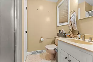 211 Joseph Dr, Canonsburg, PA 15317 - Photo 17