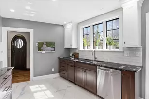 5454 Wellesley Ave, Pittsburgh, PA 15206 - Photo 17