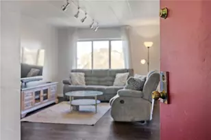 5 Bayard Rd, Pittsburgh, PA 15213 - Photo 3