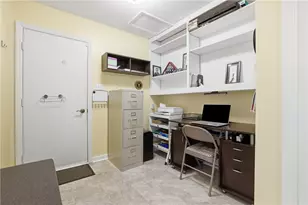 233 Roscommon Pl, Peters Township, PA 15317 - Photo 17