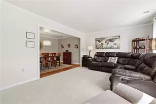 233 Roscommon Pl, Peters Township, PA 15317 - Photo 5