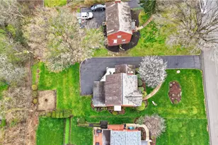 4602 W Barlind Dr, Pittsburgh, PA 15227 - Photo 47