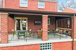 4602 W Barlind Dr, Pittsburgh, PA 15227 - Photo 7