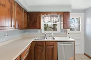 107 Amherst Ave, Ross Twp, PA 15229 - Photo 9