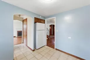 107 Amherst Ave, Ross Twp, PA 15229 - Photo 11