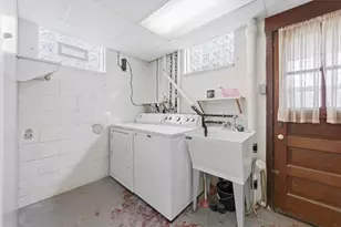 107 Amherst Ave, Ross Twp, PA 15229 - Photo 25