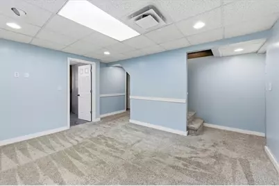 107 Amherst Ave, Ross Twp, PA 15229 - Photo 23