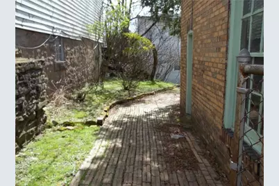 129 Mitchell St, Pittsburgh, PA 15212 - Photo 25