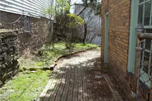 129 Mitchell St, Pittsburgh, PA 15212 - Photo 25