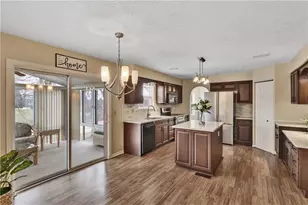 100 Hazelwood Dr, Cranberry Township, PA 16066 - Photo 9