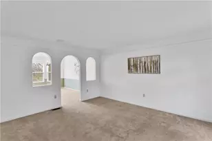 100 Hazelwood Dr, Cranberry Township, PA 16066 - Photo 15