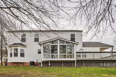 100 Hazelwood Dr, Cranberry Township, PA 16066 - Photo 3