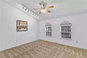 100 Hazelwood Dr, Cranberry Township, PA 16066 - Photo 31