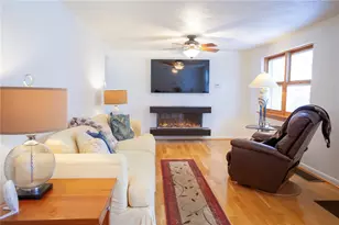 25 Meadowbrook Ave, Greensburg, PA 15601 - Photo 5