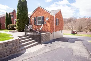 25 Meadowbrook Ave, Greensburg, PA 15601 - Photo 3