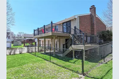 715 Moonstone Drive, Pittsburgh, PA 15101 - Photo 3