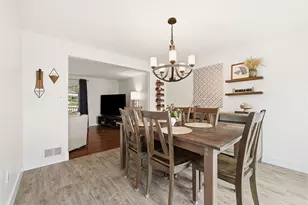 115 Kinsdale Dr, Ross Twp, PA 15237 - Photo 7