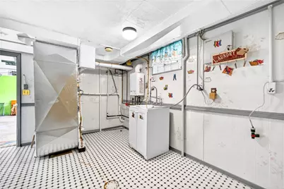 1106 Skyline Dr, Hempfield Township, PA 15601 - Photo 45