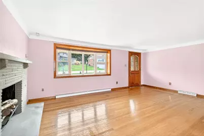 1106 Skyline Dr, Hempfield Township, PA 15601 - Photo 15