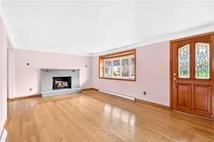 1106 Skyline Dr, Hempfield Township, PA 15601 - Photo 13