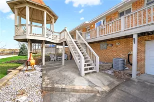 1106 Skyline Dr, Hempfield Township, PA 15601 - Photo 11